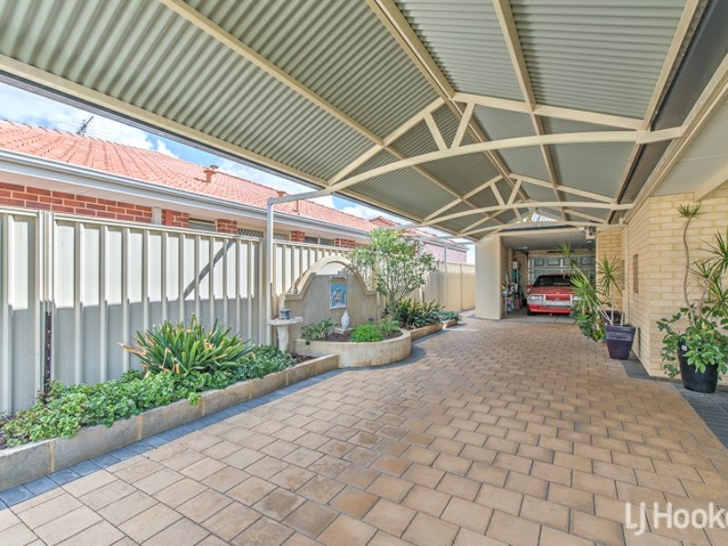 20 Campbell Road, Canning Vale WA 6155
