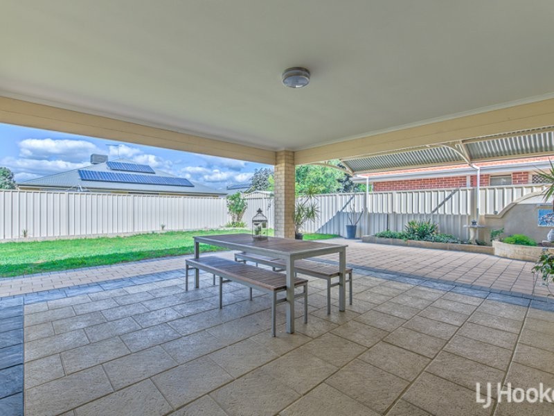 20 Campbell Road, Canning Vale WA 6155