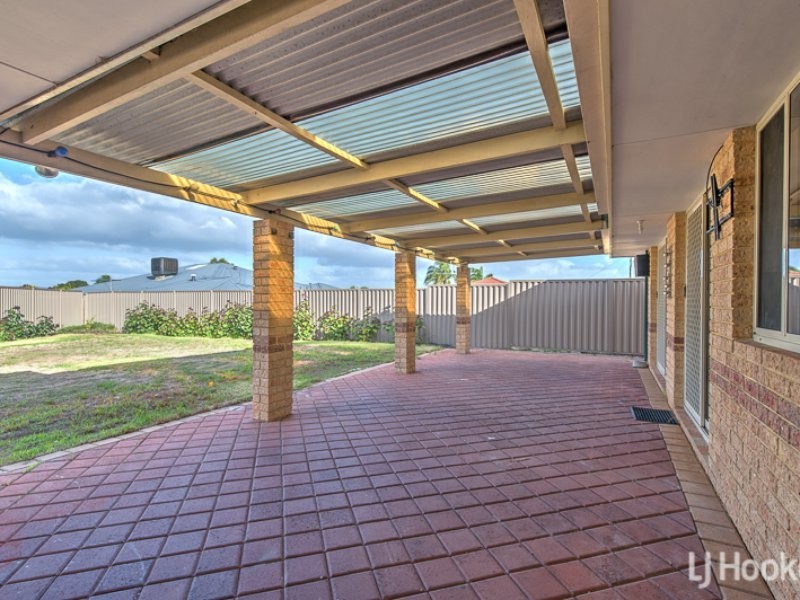 42 Redfox Crescent, Huntingdale WA 6110
