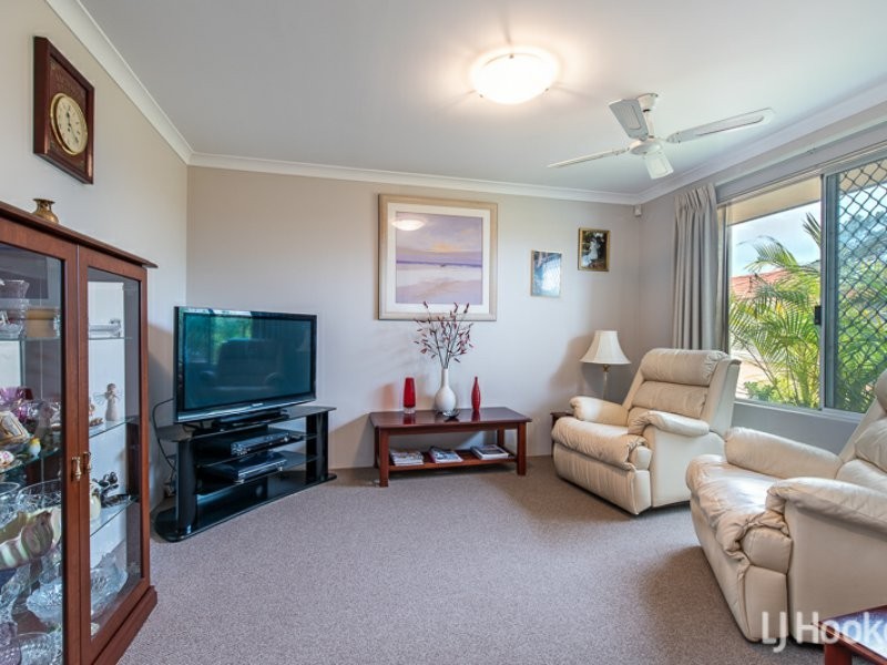 1/8 Haigh Road, Canning Vale WA 6155
