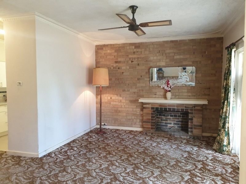 24 Range View Way, Thornlie WA 6108