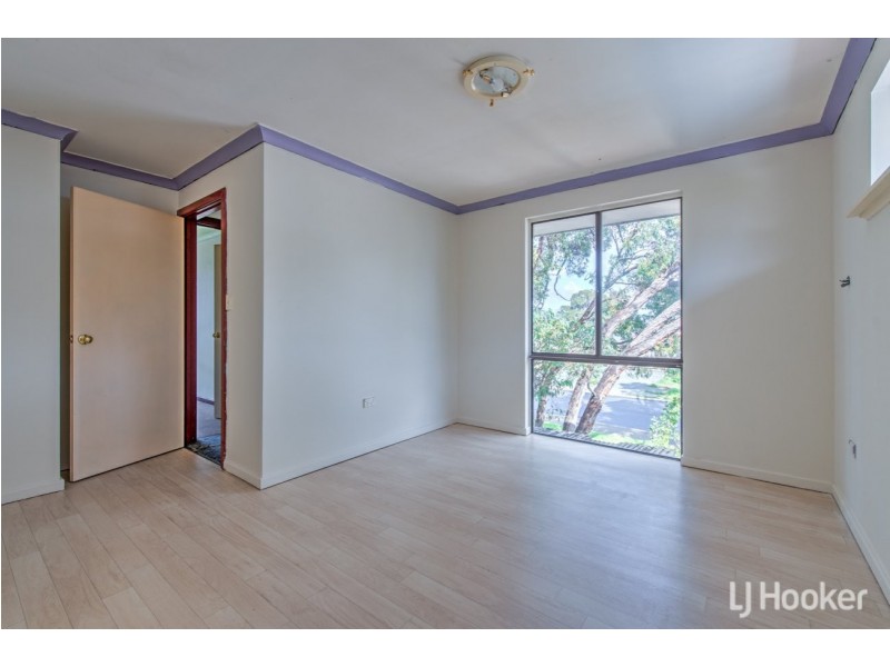 2 Delamere Way, Camillo WA 6111