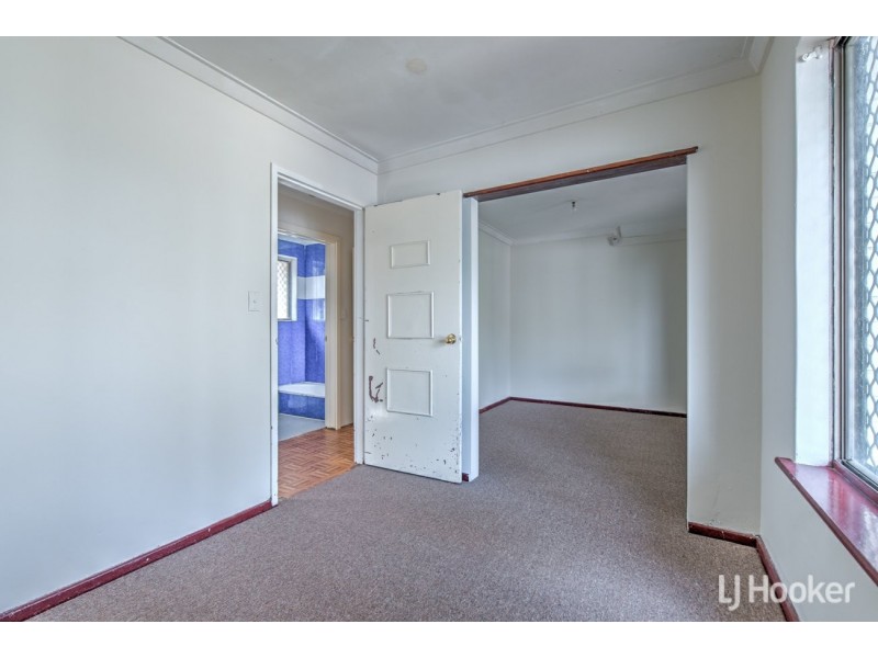 2 Delamere Way, Camillo WA 6111