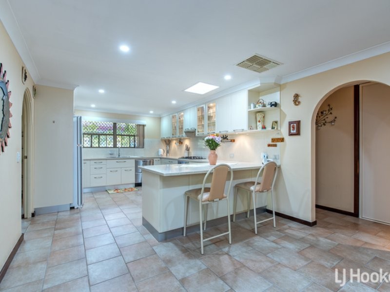13 Goudhurst Place, Gosnells WA 6110