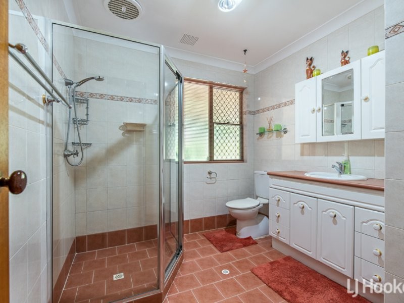 13 Goudhurst Place, Gosnells WA 6110