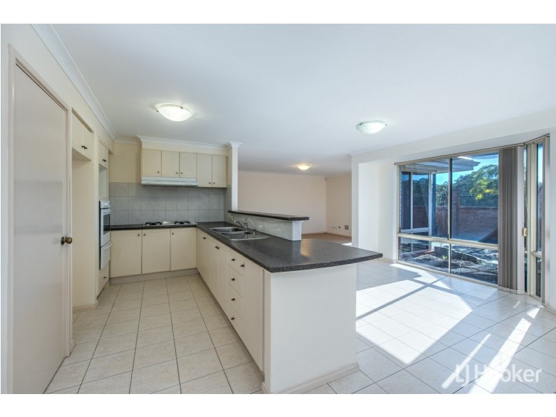 21/7 Lester Drive, Thornlie WA 6108