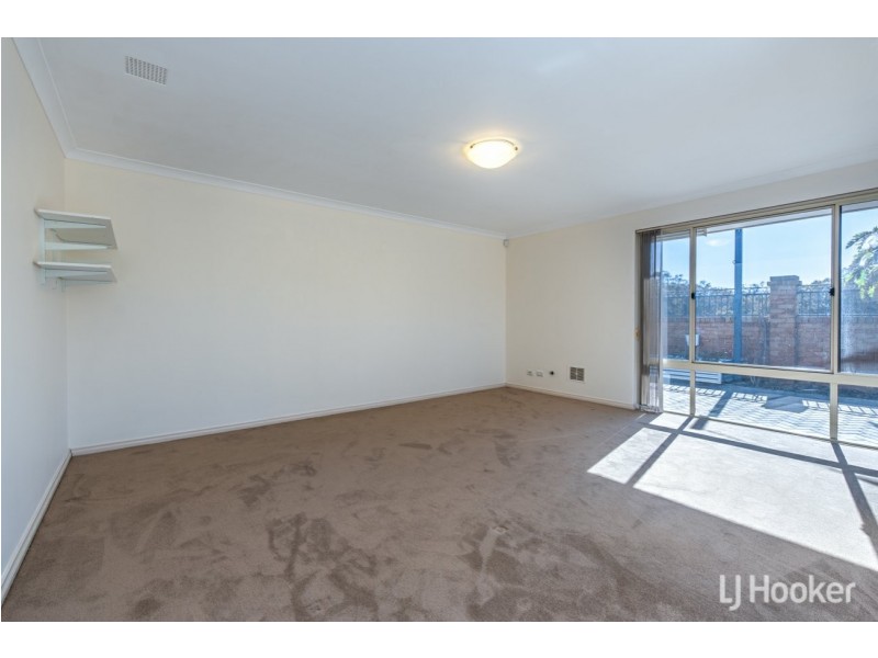 21/7 Lester Drive, Thornlie WA 6108