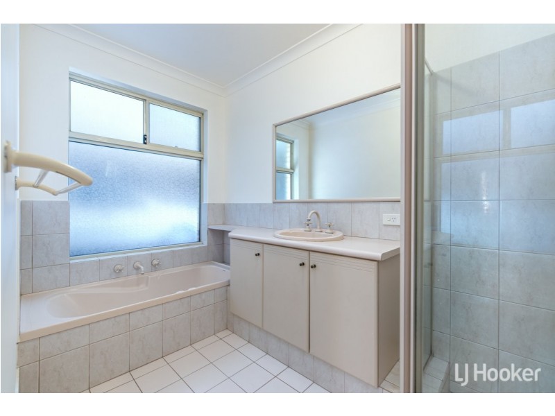 21/7 Lester Drive, Thornlie WA 6108