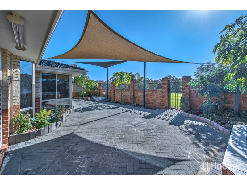 21/7 Lester Drive, Thornlie WA 6108