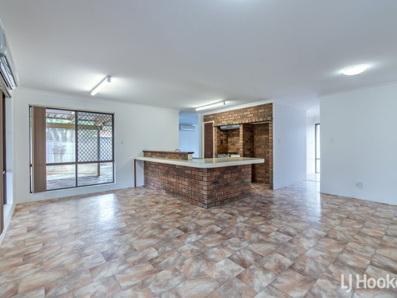 395 Spencer Road, Thornlie WA 6108