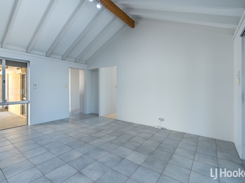 186 Warton Road, Huntingdale WA 6110