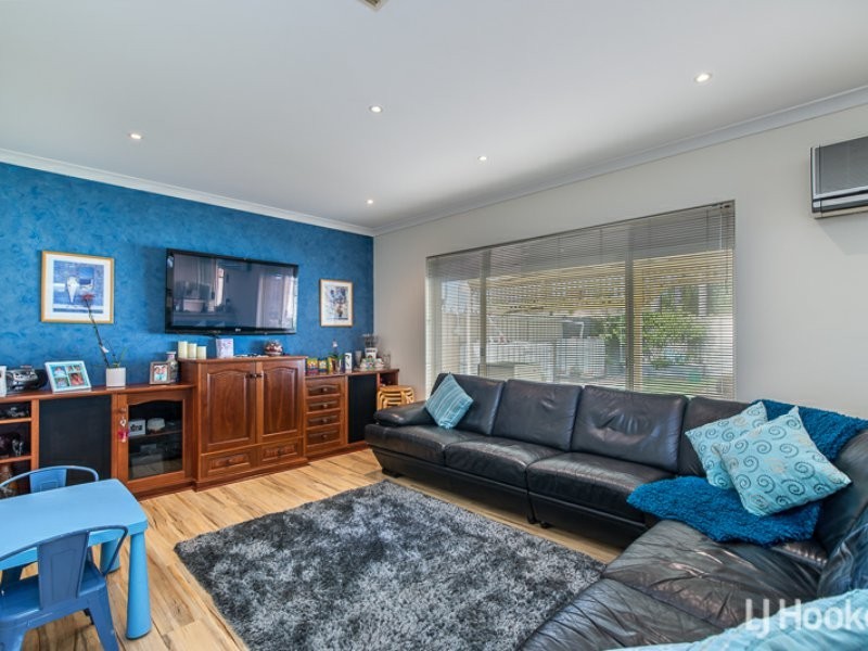 10 Dryandra Way, Thornlie WA 6108