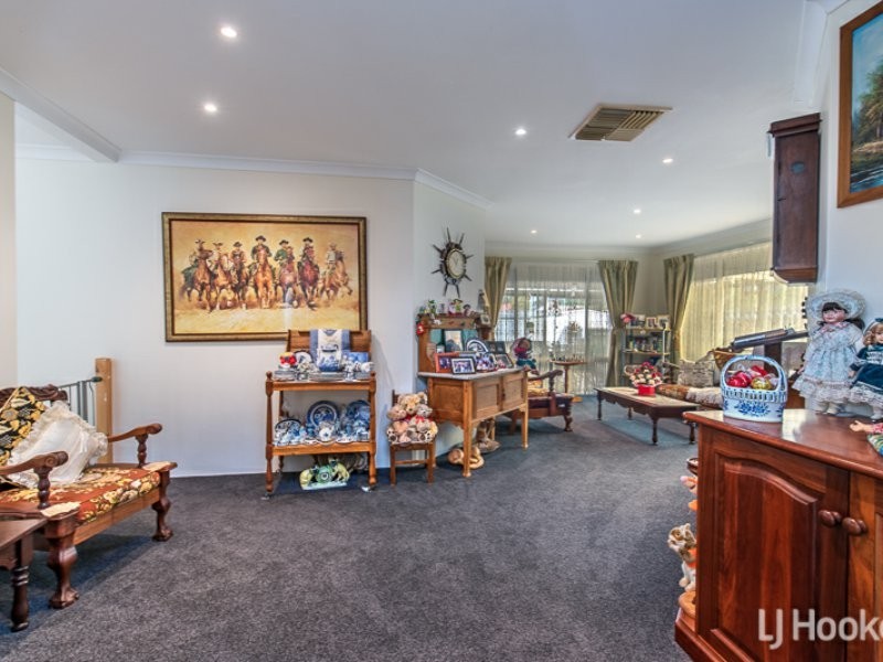 10 Dryandra Way, Thornlie WA 6108