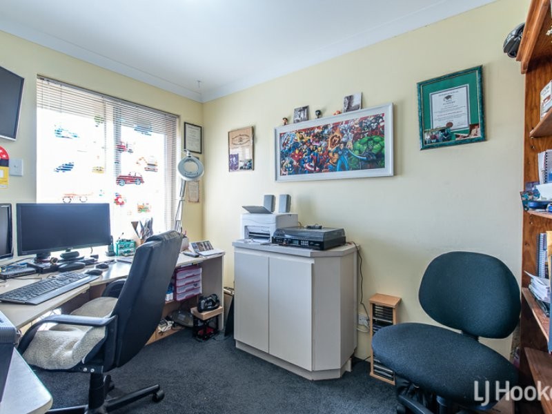 10 Dryandra Way, Thornlie WA 6108