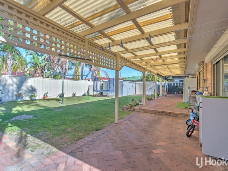 10 Dryandra Way, Thornlie WA 6108