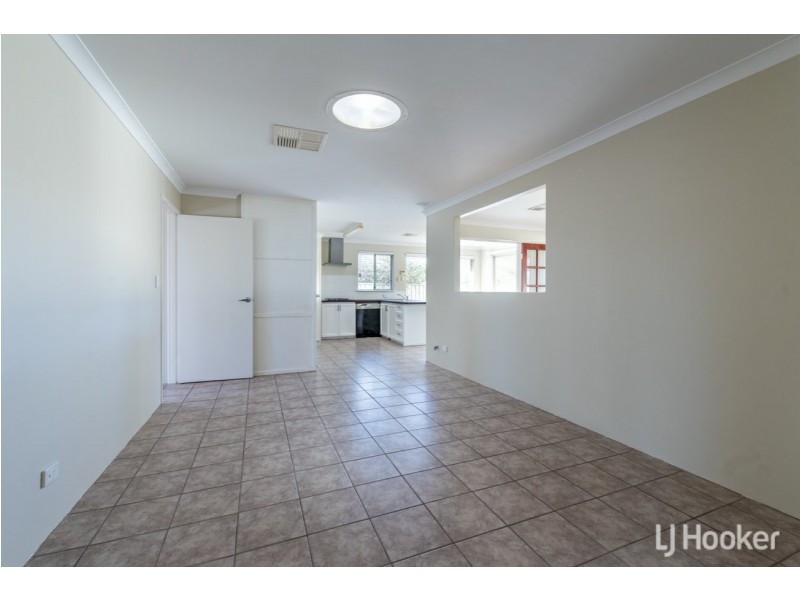 11 Trayner Close, Gosnells WA 6110