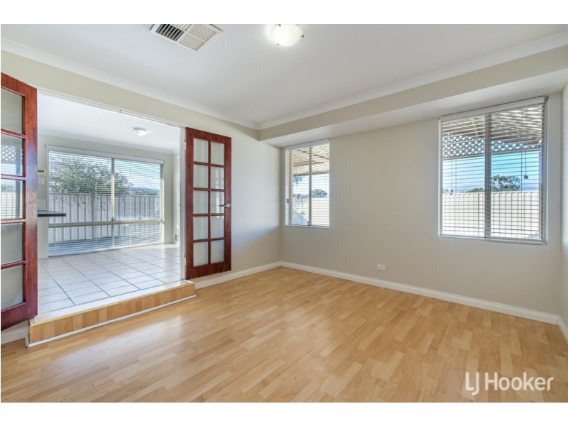 11 Trayner Close, Gosnells WA 6110