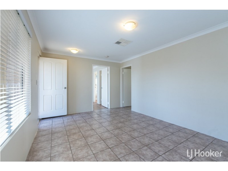 11 Trayner Close, Gosnells WA 6110