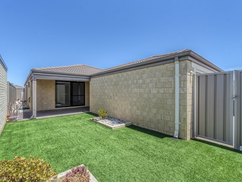 22 Holmes Street, Southern River WA 6110