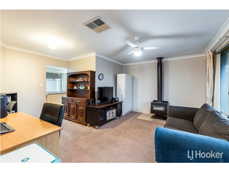 4 Newbold Court, Gosnells WA 6110