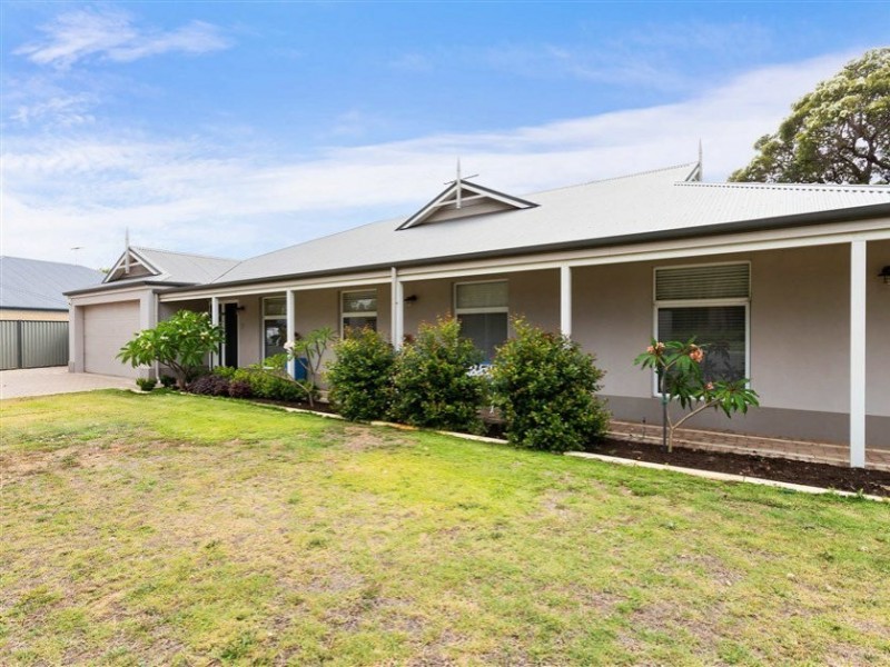 5 Quiberon Link, Byford WA 6122