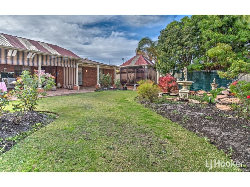 23 Stonecreek Close, Thornlie WA 6108