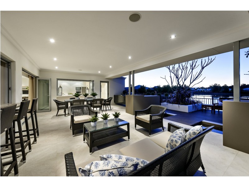 12 Torridge Approach, Piara Waters WA 6112
