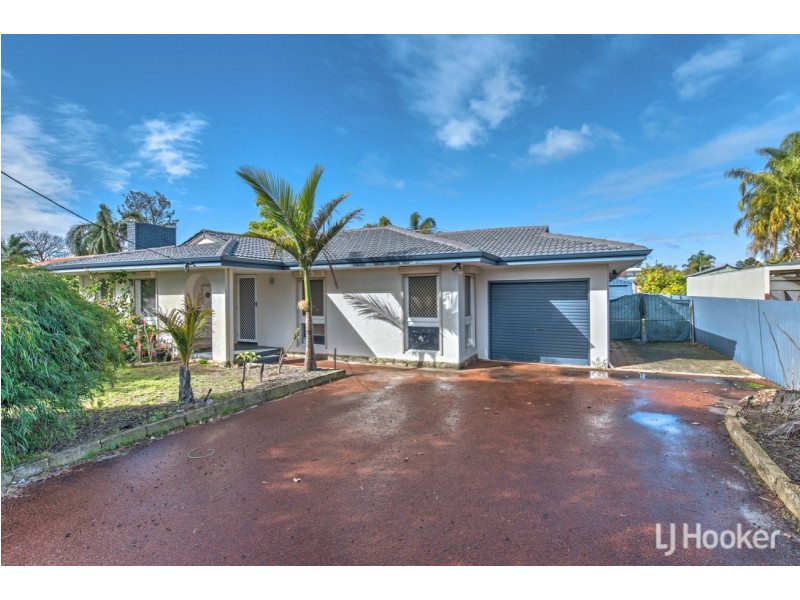 11 Lorenzo Street, Thornlie WA 6108