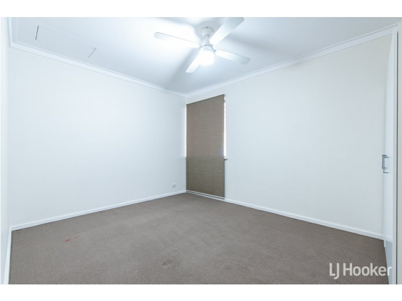 11 Lorenzo Street, Thornlie WA 6108