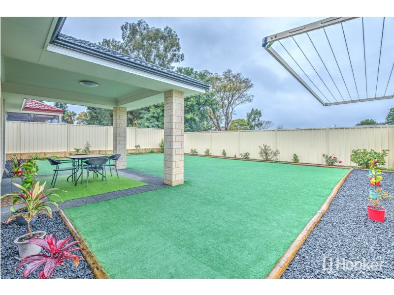 8B Yale Road, Thornlie WA 6108