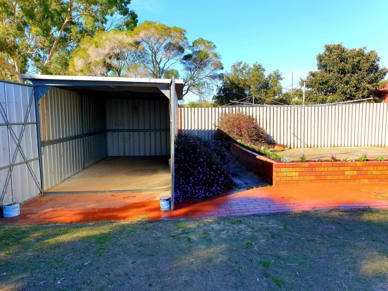 20 Cowan Street, Armadale WA 6112