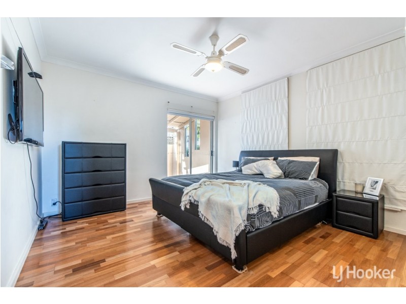 16 Chevalier Way, Thornlie WA 6108