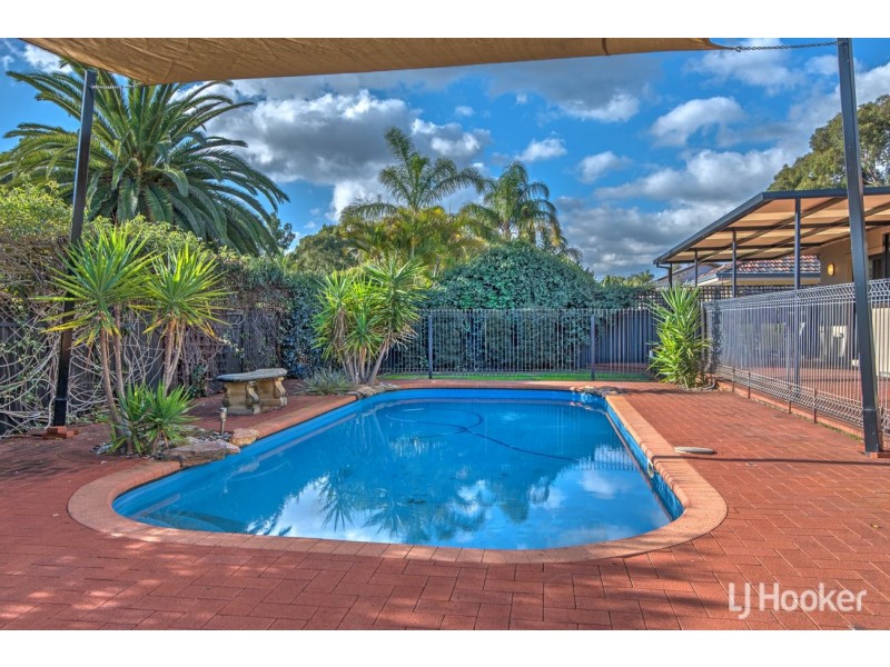 16 Chevalier Way, Thornlie WA 6108
