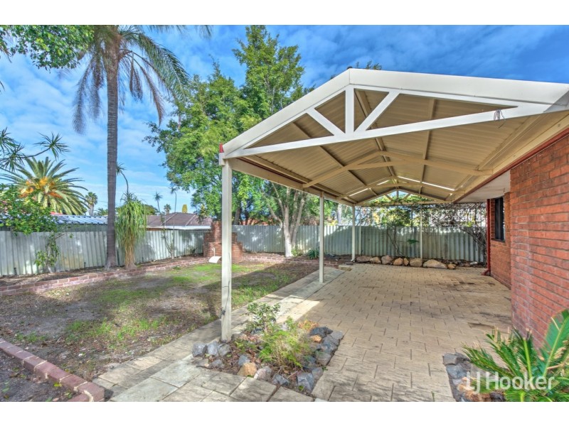 8 Southern River Road, Gosnells WA 6110