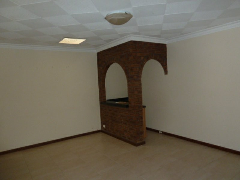 21 Newenden Street, Maddington WA 6109