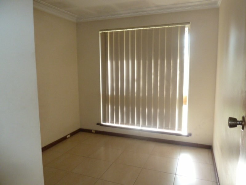 21 Newenden Street, Maddington WA 6109