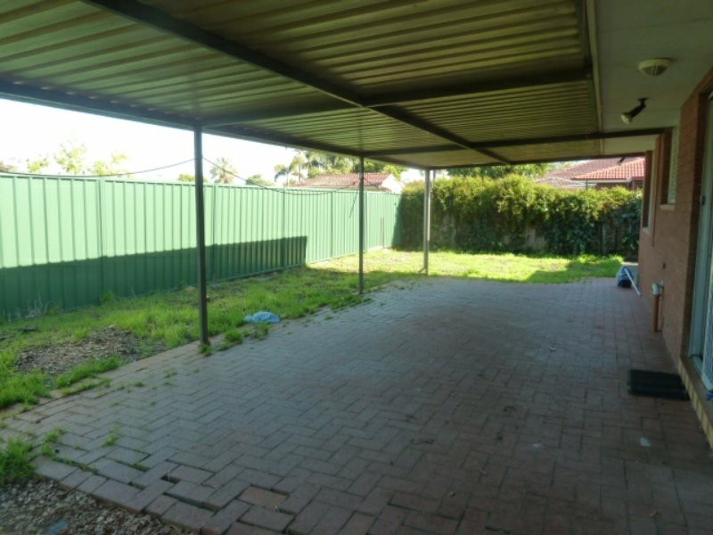 21 Newenden Street, Maddington WA 6109