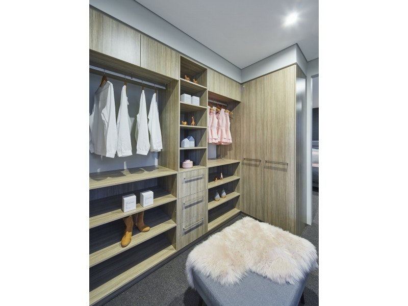 27 Crimson Boulevard, Forrestfield WA 6058