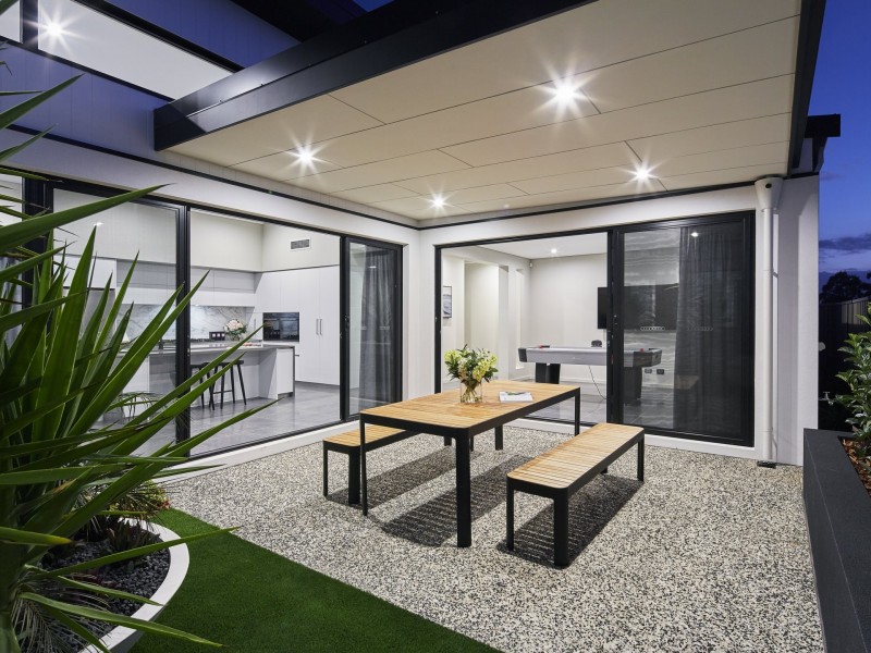 27 Crimson Boulevard, Forrestfield WA 6058