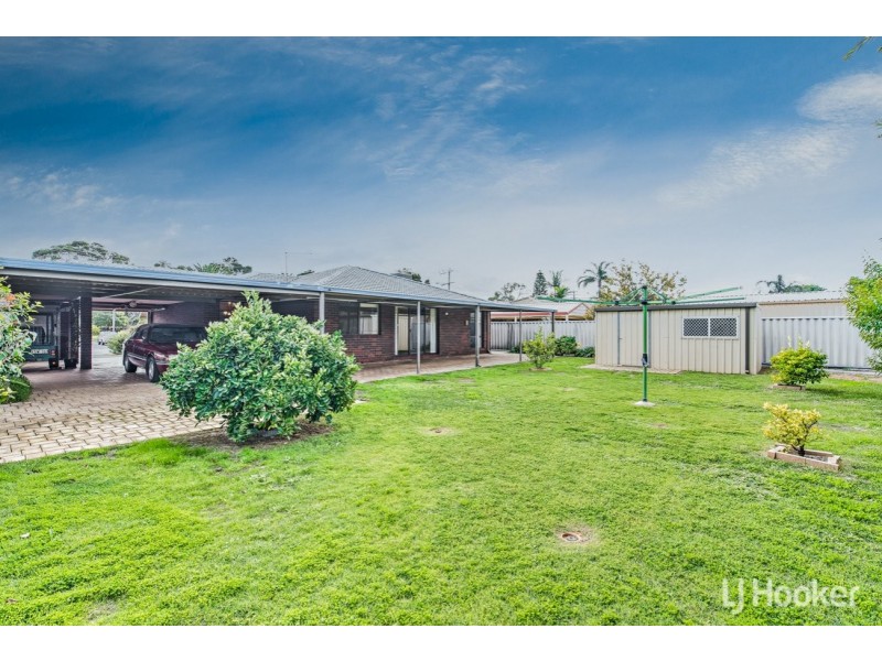 42 Sanderling Drive, Thornlie WA 6108