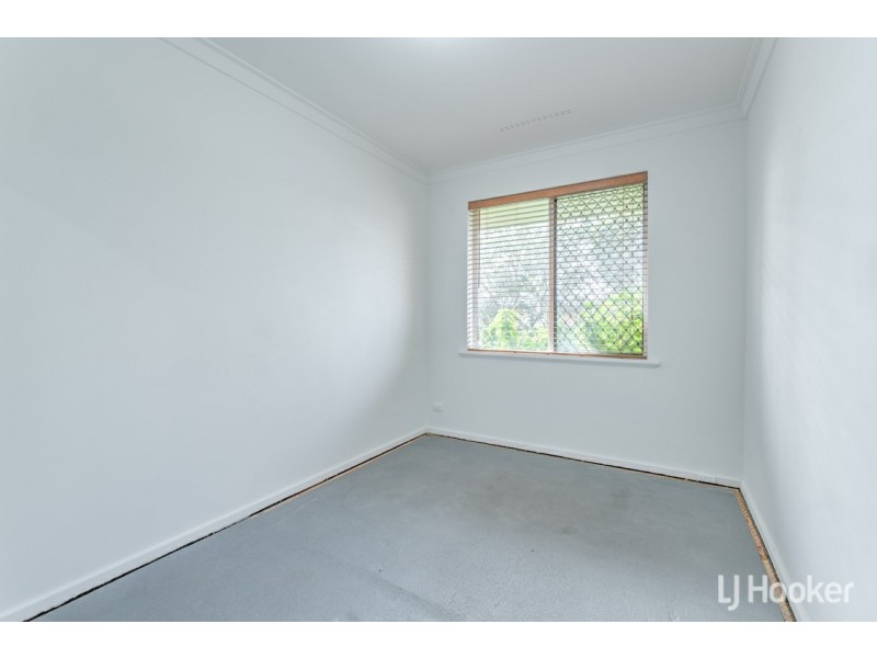 5 Jacaranda Place, Maddington WA 6109