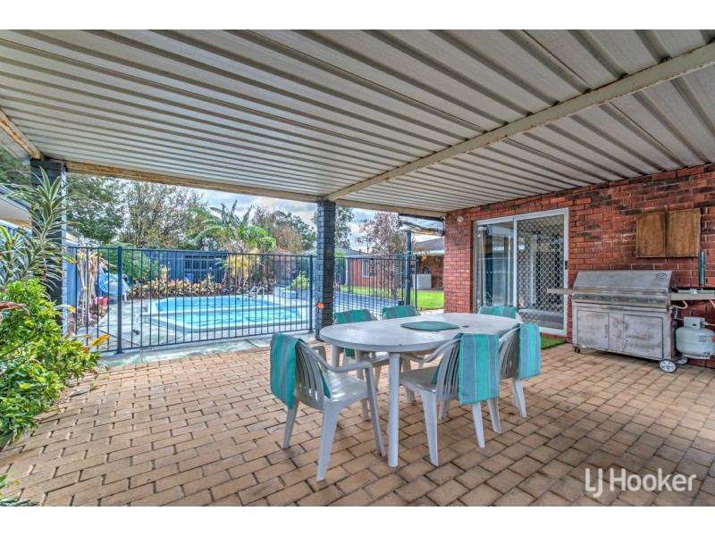 5 Jacaranda Place, Maddington WA 6109