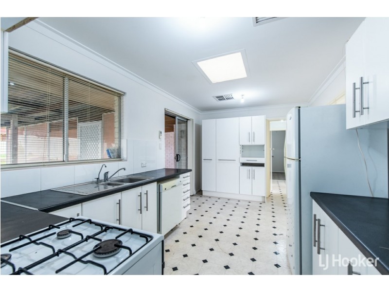 33 Corfield Street, Gosnells WA 6110