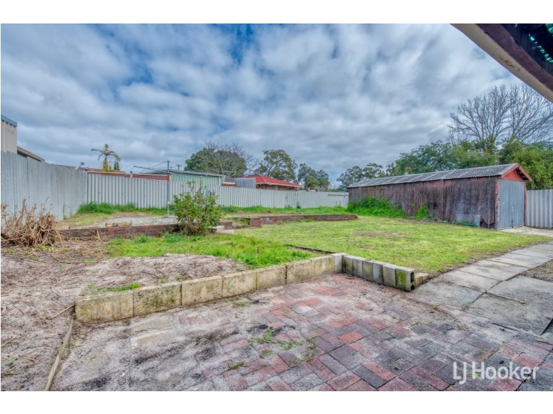 33 Corfield Street, Gosnells WA 6110