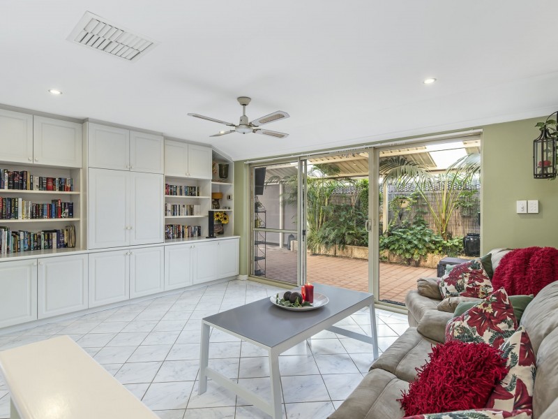 13 Haddon Way, Canning Vale WA 6155