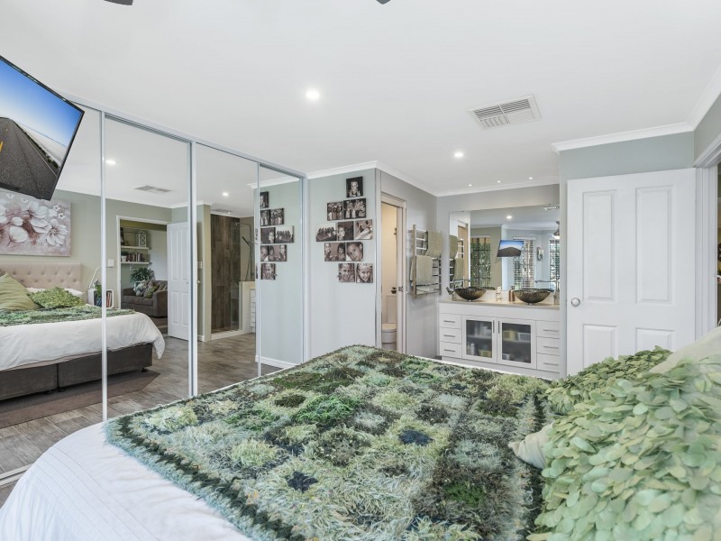 13 Haddon Way, Canning Vale WA 6155