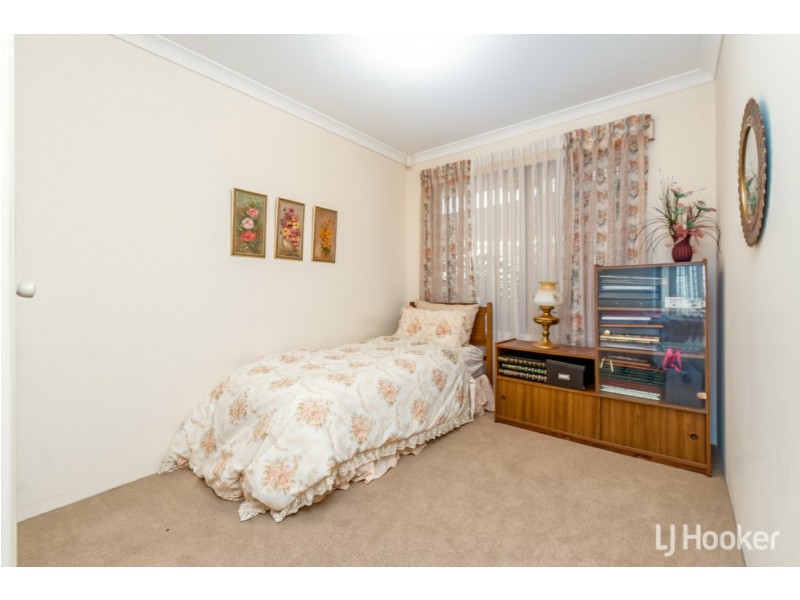 1/6 Heron Place, Maddington WA 6109