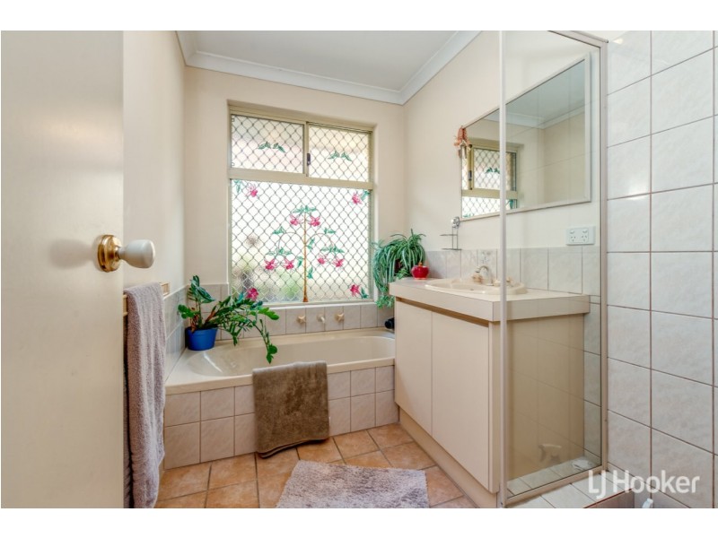 1/6 Heron Place, Maddington WA 6109