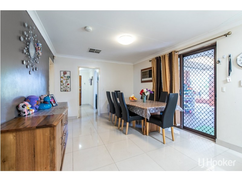 70 Shillington Way, Thornlie WA 6108