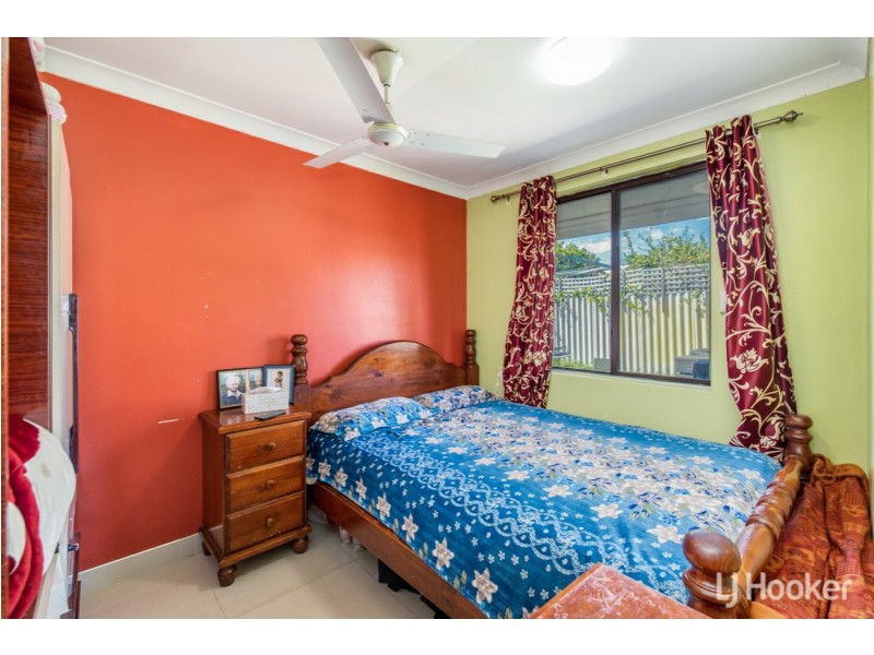 70 Shillington Way, Thornlie WA 6108